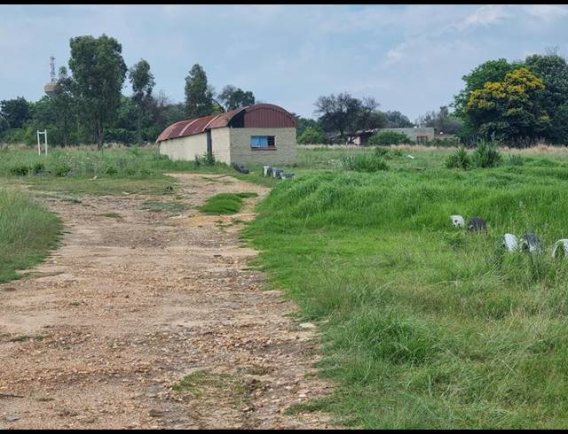 FARM FOR SALE IN MNANDI